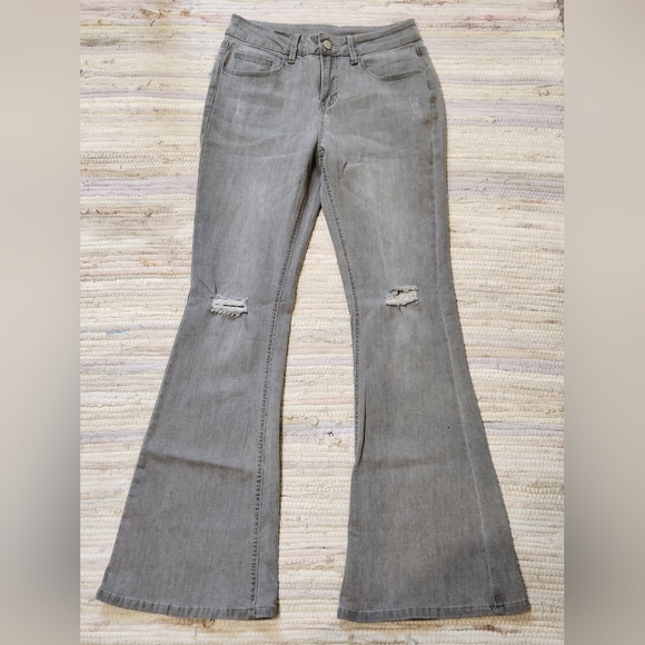 High Waist Distressed Flare Jean Size S/4 color vintage grey - Picture 3 of 6